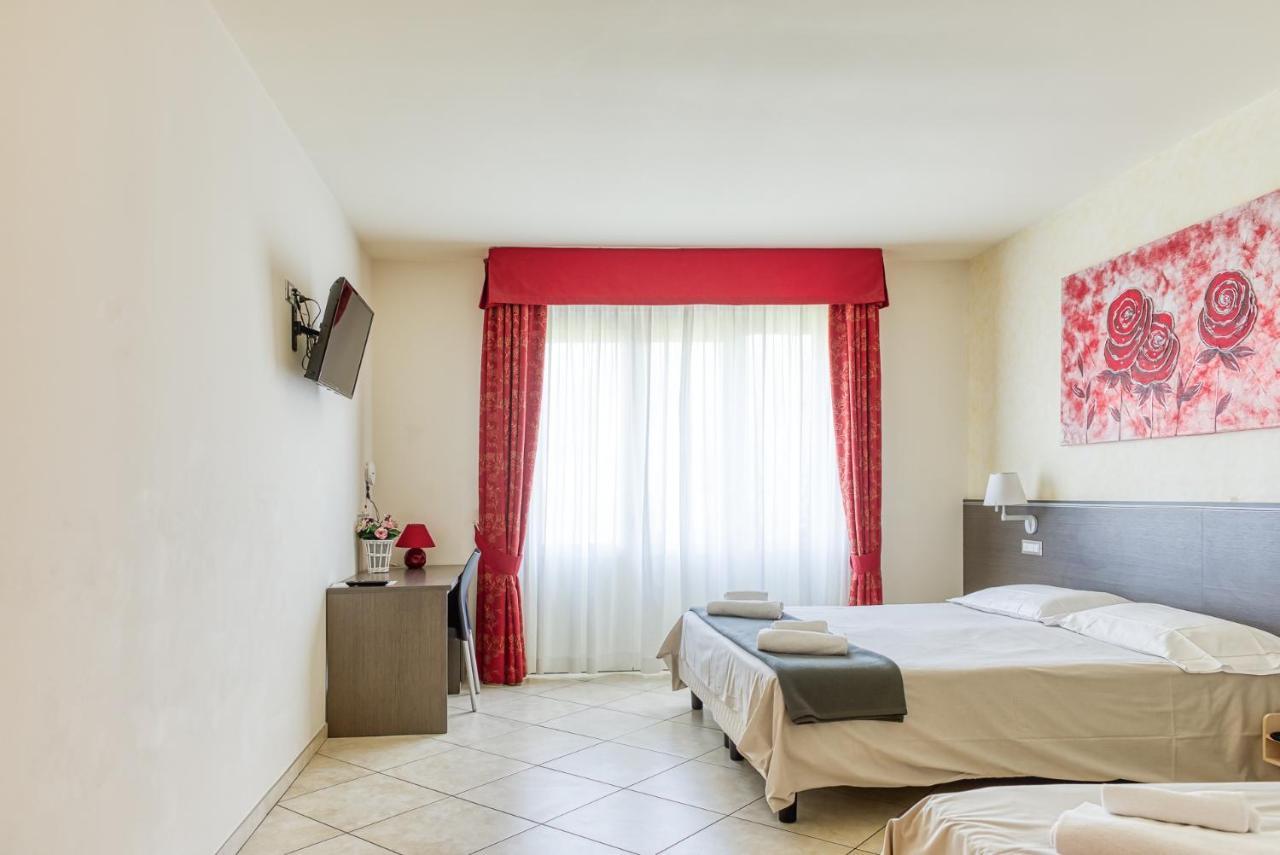 Hotel Lumin Cremia Exteriér fotografie