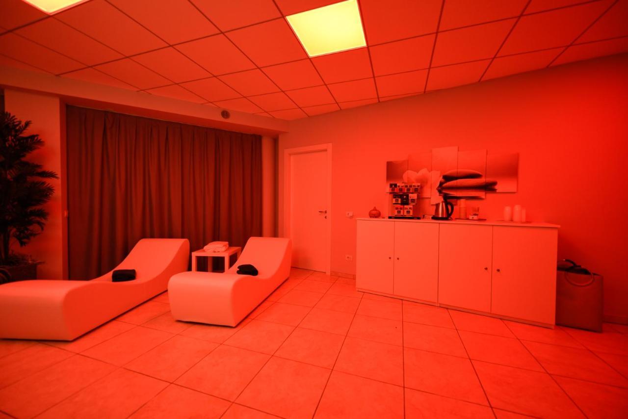Hotel Lumin Cremia Exteriér fotografie