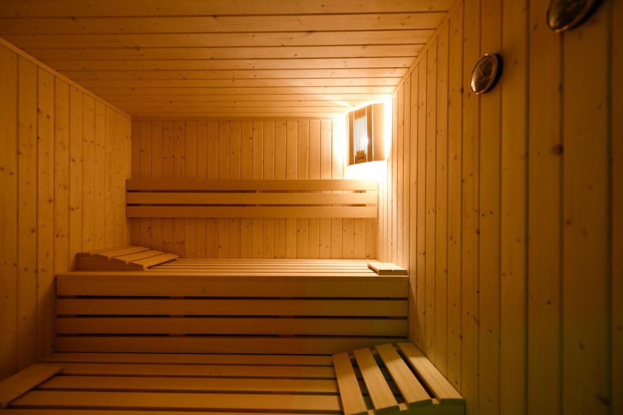 Hotel Lumin Cremia Exteriér fotografie